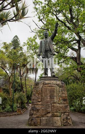 Statue von Cecil Rhodes im Garten der Firma, Cape Town, Western Cape, Südafrika Stockfoto