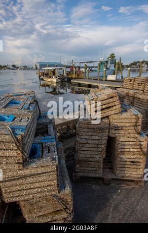 King's Bay Crystal River, Florida: Kommerzielle Fischerboote auf den Docks Stockfoto