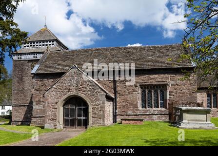 Die hl. Birgitta die Kirche, Skenfrith, Monmouthshire, Wales, Großbritannien Stockfoto