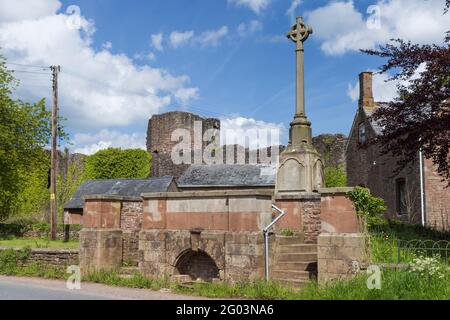 Skenfrith Cross war Memorial, Skenfrith, Monmouthshire, Wales, Großbritannien Stockfoto