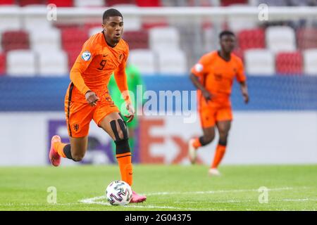 BOEDAPEST, UNGARN - 31. MAI: Myron Boadu aus den Niederlanden U21 während des UEFA-Viertelfinalmatches der U-21-Europameisterschaft 2021 zwischen der niederländischen U 21 und der französischen U 21 in der Boszik Arena am 31. Mai 2021 in Boedapest, Ungarn (Foto: Istvan Derencsenyi/Orange Picches) Stockfoto