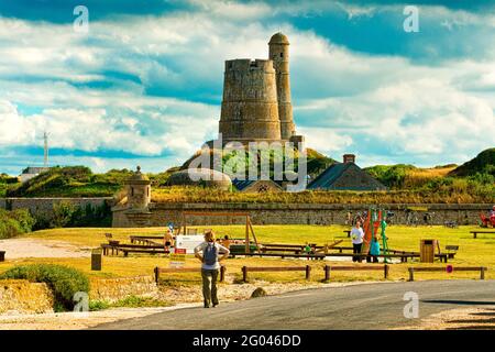 FRANKREICH. MANCHE(50). SAINT-VAAST-LA-HOUGUE. VAUBAN-TURM Stockfoto