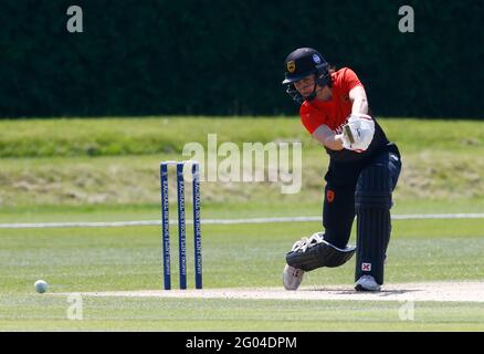 Beckenham, Großbritannien. Mai 2021. BECKENHAM, Großbritannien, MAI 31: Southern Vipers Maia Bouchier während der Rachael Heyhoe Flint Trophy ein-Tages-Frauenspiel zwischen South East Stars und Southern Vipers am 31. Mai 2021 auf dem Kent County Ground, Beckenham, Quelle: Action Foto Sport/Alamy Live News Stockfoto