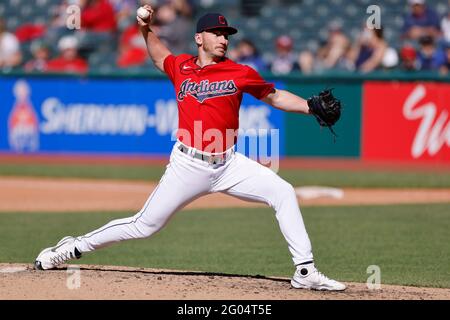 CLEVELAND, OH - Mai 30: Trevor Stephan (37) von den Cleveland Indians spielt im zweiten Spiel eines Doppelheader gegen die Toronto Blue Jays bei Programm Stockfoto