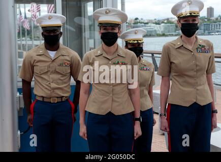 New York, New York, USA. Mai 2021. : US-Militär nimmt an der jährlichen Gedenkfeier Teil, die am 31. Mai 2021.in in New York City im Intrepid Sea, Air, and Space Museum Complex stattfindet. Quelle: Mpi43/Media Punch/Alamy Live News Stockfoto