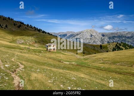 Ensija-Gebirge von der Ensija-Hütte aus gesehen (Berguedà, Katalonien, Spanien, Pyrenäen) Stockfoto