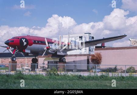 1980er Jahre Amerika - Village Place Crash Landing, New Orleans, Louisiana 1982 Stockfoto