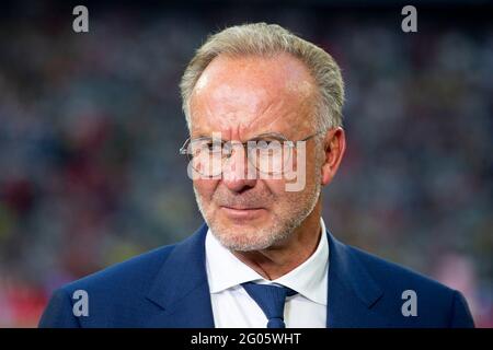 München, Deutschland. Juni 2021. Karl Heinz RUMMENIGGE verlässt den FC Bayern frühzeitig! Archivfoto: FC Bayern - Vorsitzender der Geschäftsführung Karl-Heinz RUMMENIGGE (M). Fußball, FC Bayern München (M) - Fenerbahce Istanbul (FBI) 6: 1, Audi Cup 2019, Halbfinale, am 07/30/2019 in München/ALLIANZARENA/Deutschland. vÇ¬ Credit: dpa/Alamy Live News Stockfoto