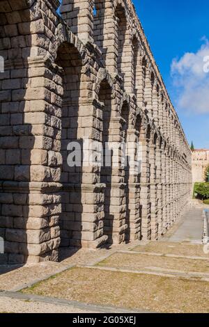 Ansicht des römischen Aquädukts in Segovia, Spanien Stockfoto