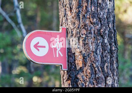 Markierung eines Wanderweges in Andorra Stockfoto
