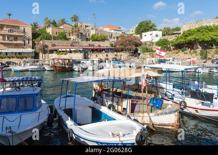 Fischerboote im Hafen von Byblos, Jbeil, Libanon Stockfoto