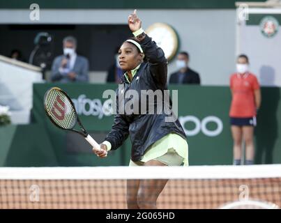 Serena Williams aus den USA am 2. Tag der French Open 2021, einem Grand Slam Tennisturnier am 31. Mai 2021 im Roland-Garros-Stadion in Paris, Frankreich - Foto Jean Catuffe / DPPI / LiveMedia Stockfoto