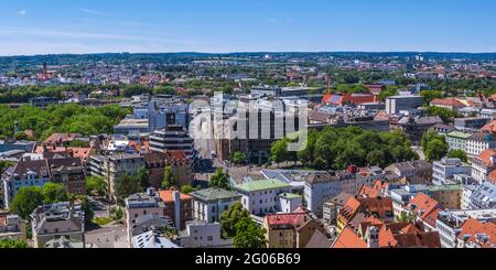 Luftaufnahme nach Augsburg rund um die Maximilianstraße Stockfoto