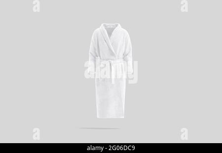 Weißer Hotelbademantel, grauer Hintergrund, 3d-Rendering. Leeres flauschiges Frottee für Körperentspannung, Vorderansicht. Klares, weiß umhüllendes Weiß Stockfoto