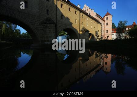 Amberg, Bayerm. Oberpfalz ein Spaziergang durch das mittelalterliche Zentrum Ambergs verzaubert sowie Kulturliebhaber als auch Shoppingfreunde. Stockfoto