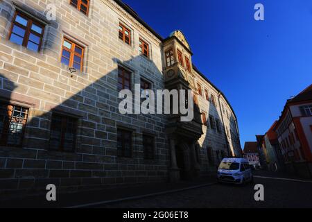 Amberg, Bayerm. Oberpfalz, ein Spaziergang durch das mittelalterliche Zentrum Ambergs verzaubert sowie Kulturliebhaber als auch Shoppingfreunde. Stockfoto