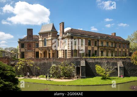 Eltham Palace and Gardens, London, Großbritannien Stockfoto