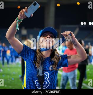 Ryal Quay, Großbritannien. Mai 2021. Isabele ÔBelleÕ Silva (Ehefrau von Thiago) nach dem UEFA Champions League Finale zwischen Manchester City und Chelsea beim Est‡dio do Drag‹o, Porto, Portugal am 29. Mai 2021. Foto von Andy Rowland. Quelle: Prime Media Images/Alamy Live News Stockfoto