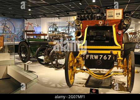 Daimler Wagonette Phaeton (1898), Coventry Transport Museum, Millennium Place, Coventry, West Midlands, England, Großbritannien, Großbritannien, Europa Stockfoto