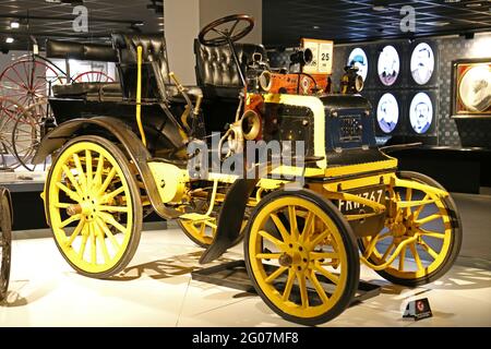 Daimler Wagonette Phaeton (1898), Coventry Transport Museum, Millennium Place, Coventry, West Midlands, England, Großbritannien, Großbritannien, Europa Stockfoto