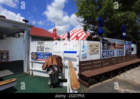 Die Boardy Barn Bar Hampton Bays Long Island New York Stockfoto