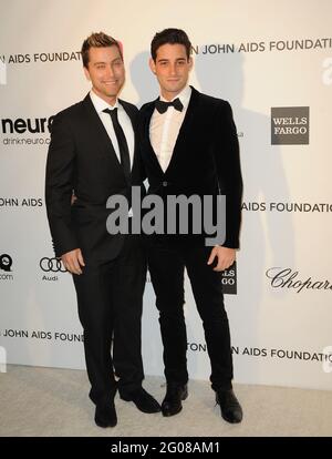 Miami, Vereinigte Staaten Von Amerika. Februar 2013. MIAMI BEACH, FL - 2013: Lance Bass und Michael Turchin heirateten am Samstagabend im legendären Park Plaza Hotel in Los Angeles, wo sich 300 Gäste versammelten. Jamie-Lynn Sigler amtierte mit Joanna Garcia Swisher; die beiden Schauspielerinnen, Freunde des Paares, wurden Universal Life Minister für die Veranstaltung. Mr. Bass, 35, der Sänger, Schauspieler, Produzent und Schriftsteller, Ist ein ehemaliges Mitglied der Band ‘N Sync. Personen: Lance Bass Michael Turchin Kredit: Storms Media Group/Alamy Live News Stockfoto