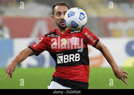 Rio de Janeiro, Brasilien, 30. Mai 2021. Fußballspieler Everton Ribeiro aus dem Flamengo-Team bei einem Spiel gegen Fluminense um den Rio-Champion von 2021 Stockfoto