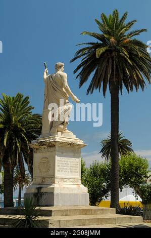 FRANKREICH, HAUTE-CORSE (2B), BASTIA, PLACE SAINT-NICOLAS, STATUE VON NAPOLEON Stockfoto