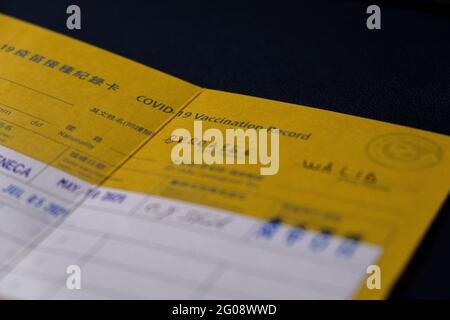 Taiwan. Juni 2021. In dieser Abbildung ist die Covid-19-Impfkarte der Taiwan Centers for Disease Control (CDC) zu sehen. (Foto von Walid Berrazeg/SOPA Images/Sipa USA) Quelle: SIPA USA/Alamy Live News Stockfoto