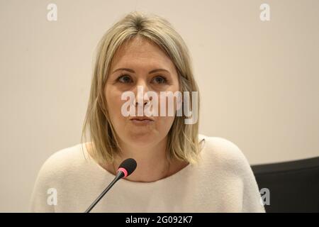 Verteidigungsminister Ludivine Dedonter im Bild während einer Sitzung der Kammer der verteidigungskommission im bundestag, in Brüssel, Mittwoch 02 Stockfoto