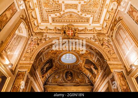 VALLETTA, MALTA - 7. NOVEMBER 2017: Innenraum der St. John's Co-Cathedral in Valletta, Malta Stockfoto