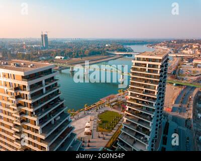 Blick von der Spitze der Belgrad Waterfront Türme Stockfoto