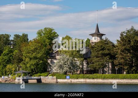 Villa Kesäranta, offizielle Residenz des finnischen Ministerpräsidenten, im Bezirk Meilahti in Helsinki, Finnland Stockfoto