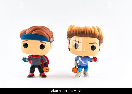 CHESTER, GROSSBRITANNIEN - 8. MAI 2021: Wandvision Billy und Tommy Funko Pop Figur Stockfoto