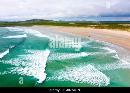 Luftaufnahme des Strandes an der Machir Bay an der Westküste von Islay, Inner Hebrides, Argyll & Bute, Schottland, Großbritannien Stockfoto