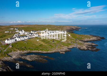 Luftaufnahme des Dorfes Port Wemyss auf Rhinns of Islay auf Islay, Inner Hebrides, Schottland Großbritannien Stockfoto