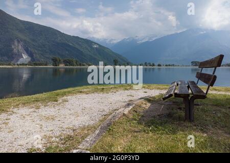 Bank am See von Dascio Stockfoto
