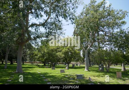 Santa Ana, Kalifornien, USA 1. Juni 2021 EINE allgemeine Sicht der Atmosphäre des Fairhaven Memorial Park am 1. Juni 2021 in Santa Ana, Kalifornien, USA. Foto von Barry King/Alamy Stockfoto Stockfoto