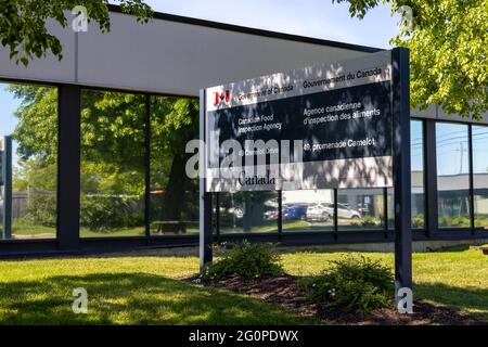 Ottawa, Ontario, Kanada - 31. Mai 2021: OTTAWA, ONTARIO, KANADA - 31. MAI 2021: Büros der kanadischen Lebensmittelinspektionsbehörde in 49 Camelot Drive. Stockfoto