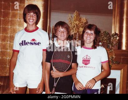 02. Juni 2021 - talentierter Junior-Tennisspieler Matthew Perry [Mitte] vor seiner Rolle als Chandler Bing bei ''Friends'', einer der beliebtesten Shows in der Fernsehgeschichte. Dateifoto: Persönliches Foto 1985, Hamilton, Ontario, Kanada. (Bild: © Brent Perniac/AdMedia über ZUMA Wire) Stockfoto