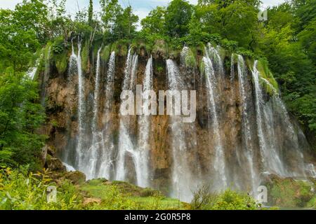 2128 Prstavac Wasserfall, Nationalpark Plitvicer Seen, Kroatien Stockfoto