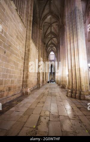 Abtei aus dem mittelalterlichen Kloster. Kloster Batalha, Portugal. Mittelalterliches gotisches Wahrzeichen in Portugal. UNESCO-Weltkulturerbe. Stockfoto