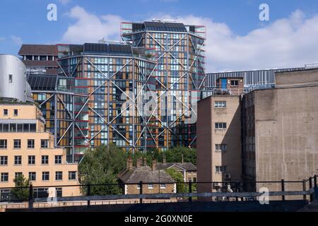 Blick nach Westen auf das Neo Bankside Gebäude in South London Stockfoto