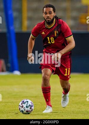 BRUSSEL, BELGIEN - 3. JUNI: Der Belgier Jason Denayer kontrolliert den Ball beim Internationalen Freundschaftsspiel zwischen Belgien und Griechenland im König-Baudouin-Stadion am 3. Juni 2021 in Brussel, Belgien (Foto: Jeroen Meuwsen/Orange Picles) Stockfoto