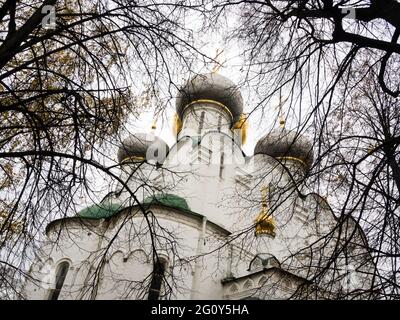 Kathedrale unserer Lieben Frau von Smolensk in Nowodewitschy Kloster - Moskau, Russland Stockfoto