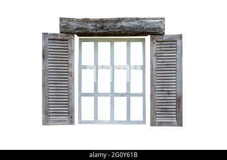 Isolierter Holzfensterrahmen auf weißem Hintergrund, zwölf Scheiben, Holzfenster im alten und Vintage-Stil, alt nach Wetterlage. Stockfoto