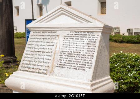 OLD GOA, INDIEN - 15. Dez 2019: Old Goa Goa Indien 15 2019. Dezember: Die St.-Jajetan-Kirche ist ein Weltkulturerbe Stockfoto