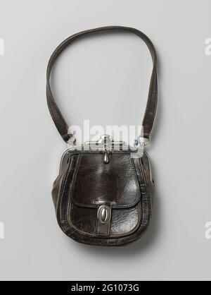 tasche mit hufeisen verschluss