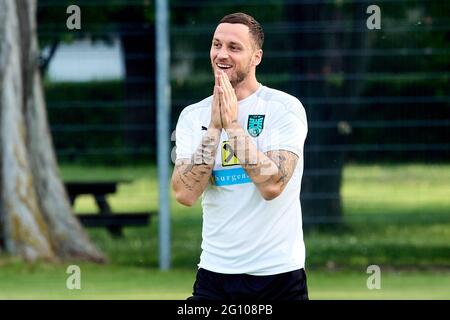 Wien, Österreich. Juni 2021. Marko Arnautovic aus Österreich nimmt am 3. Juni 2021 an einem Training in Wien Teil. Der österreichische Fußballnationalspieler Marko Arnautovic, der unter Vertrag mit dem FC Shanghai Port in der chinesischen Fußballvereinigung Super League (CSL) steht, hat die Vorbereitungen für die UEFA EURO 2020 begonnen, die am 11. Juni beginnen wird. Quelle: Georges Schneider/Xinhua/Alamy Live News Stockfoto