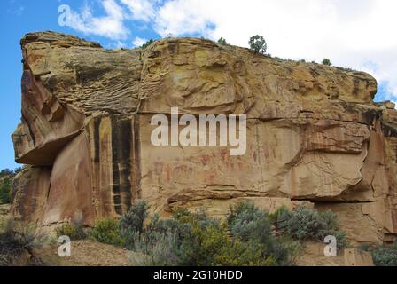 Indianische Petroglyphen am Sego Canyon, Thompson Springs, Utah, USA Stockfoto